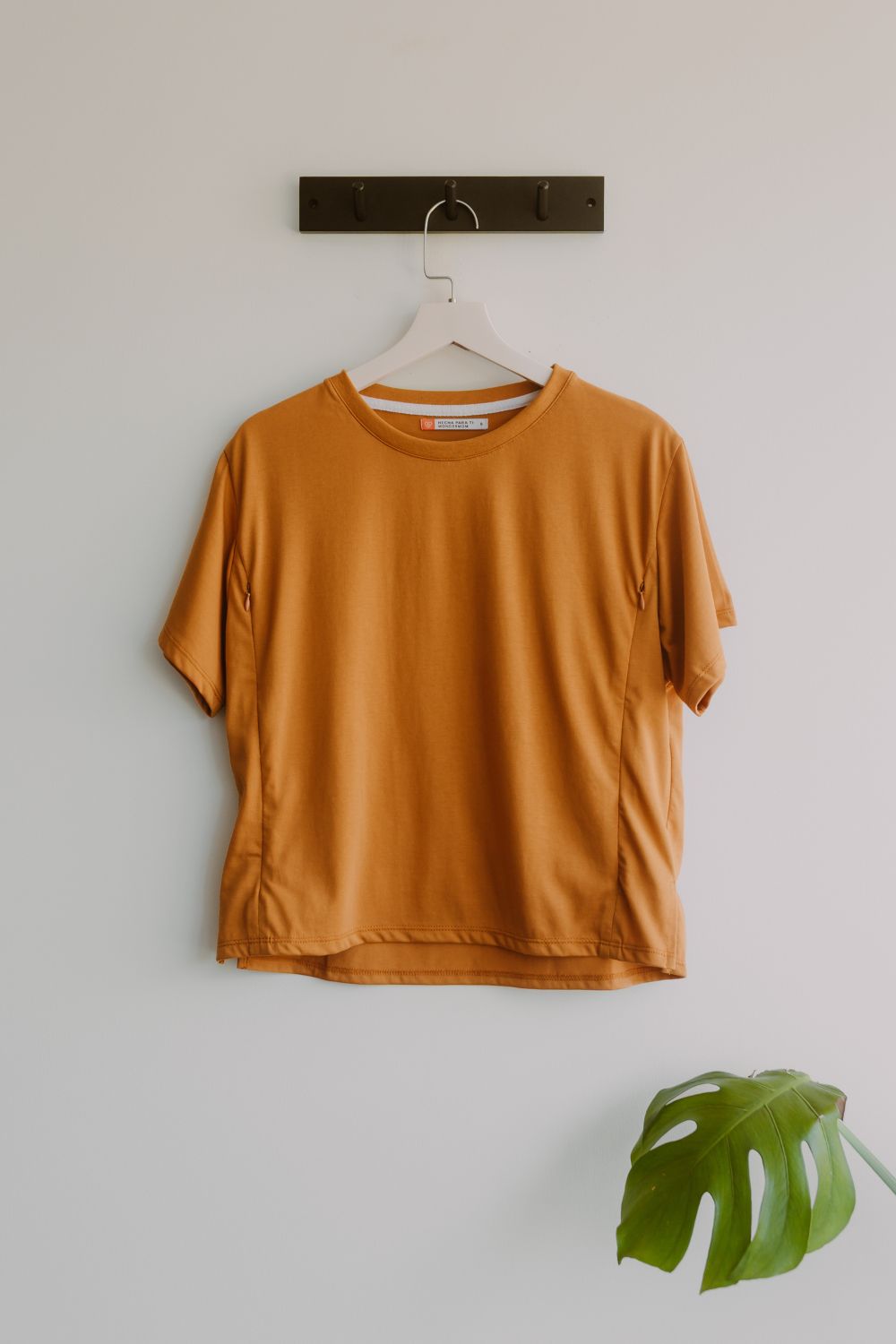 Polo Básico Crop - Roble, Embarazo y Lactancia